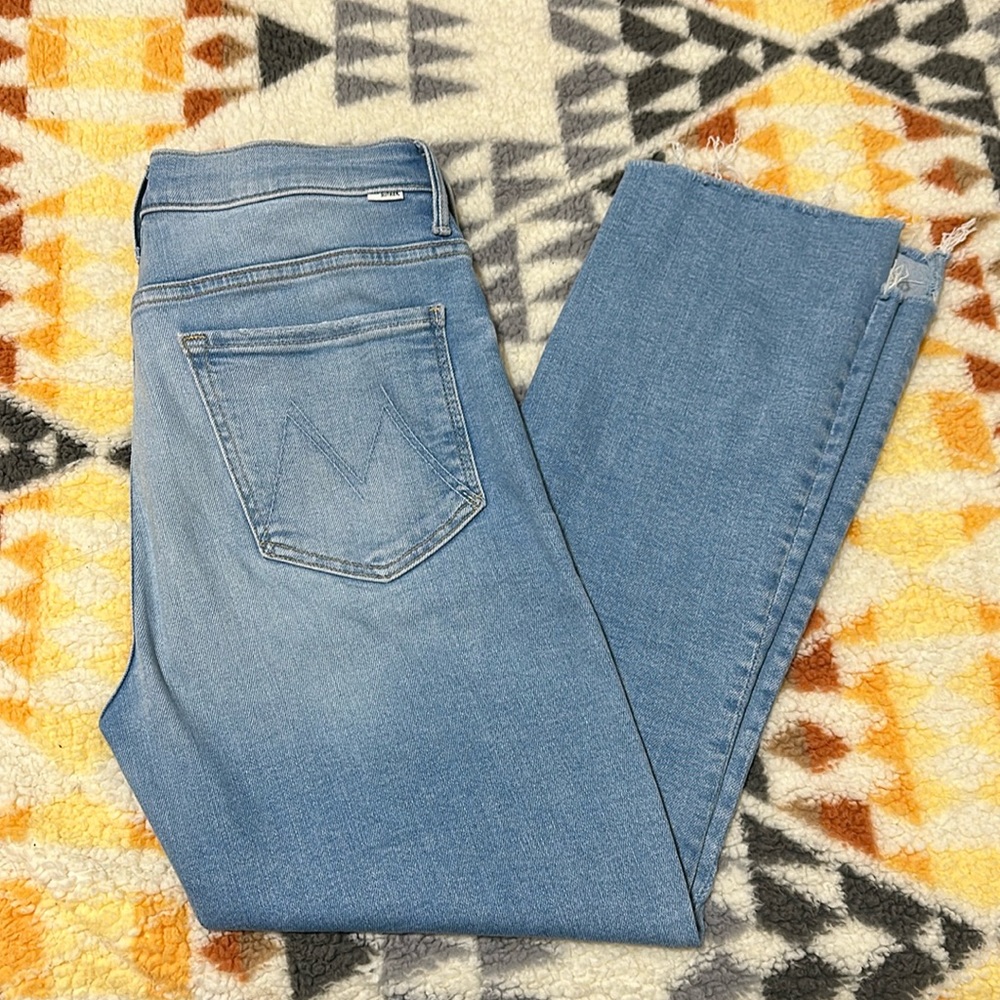 EUC - Mother Denim Limited Edition Cropped Step Frayed